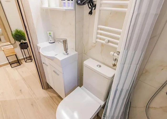 Evann's Luxury לריסה