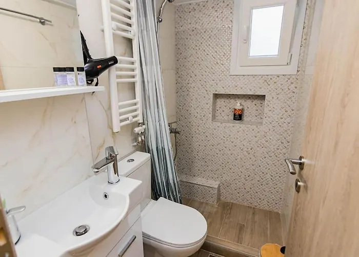 Evann's Luxury דירה לריסה